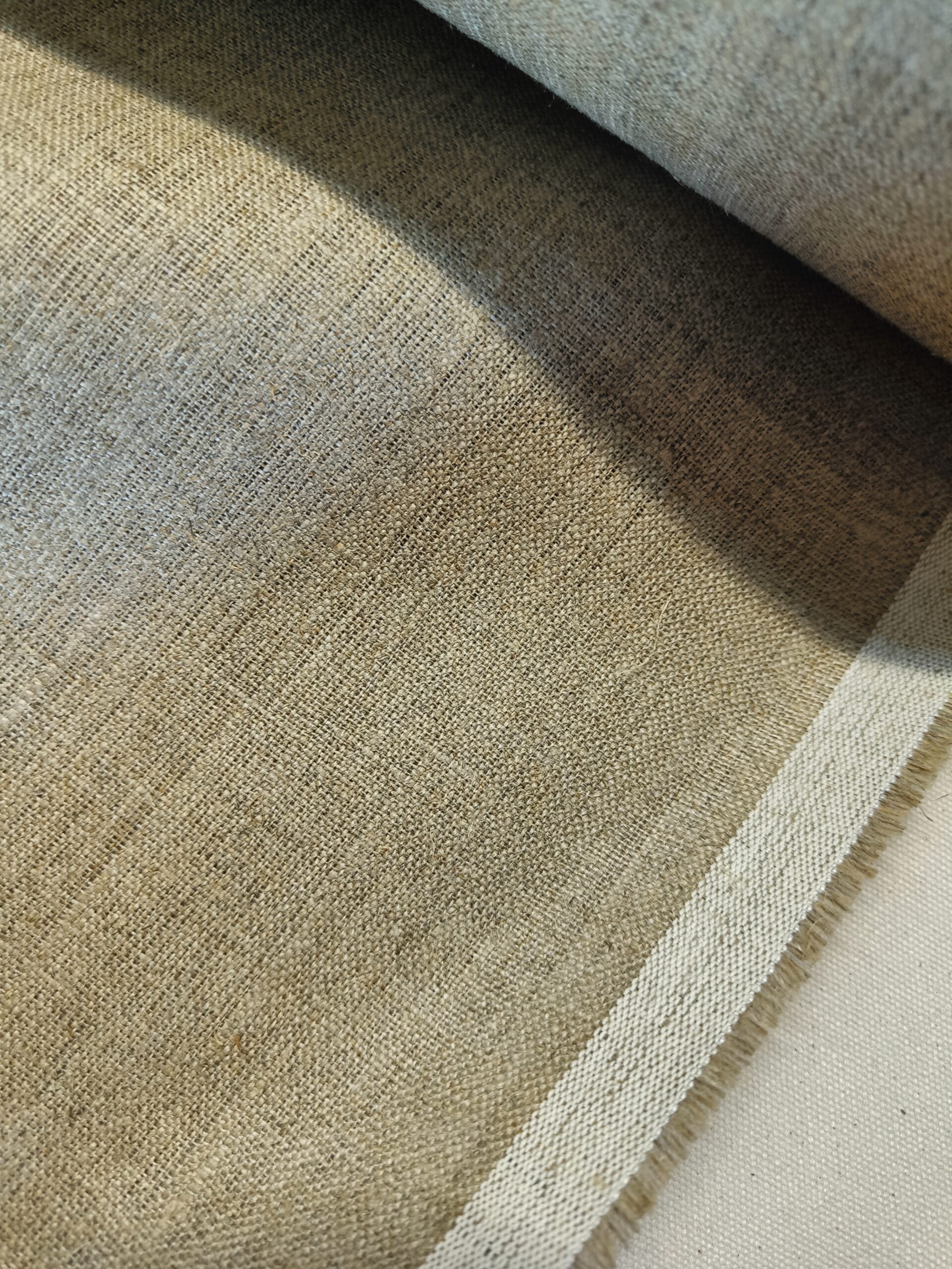 Płótno lniane gładzone 220cm, 235 gr, 0,1m.b. - Image 2